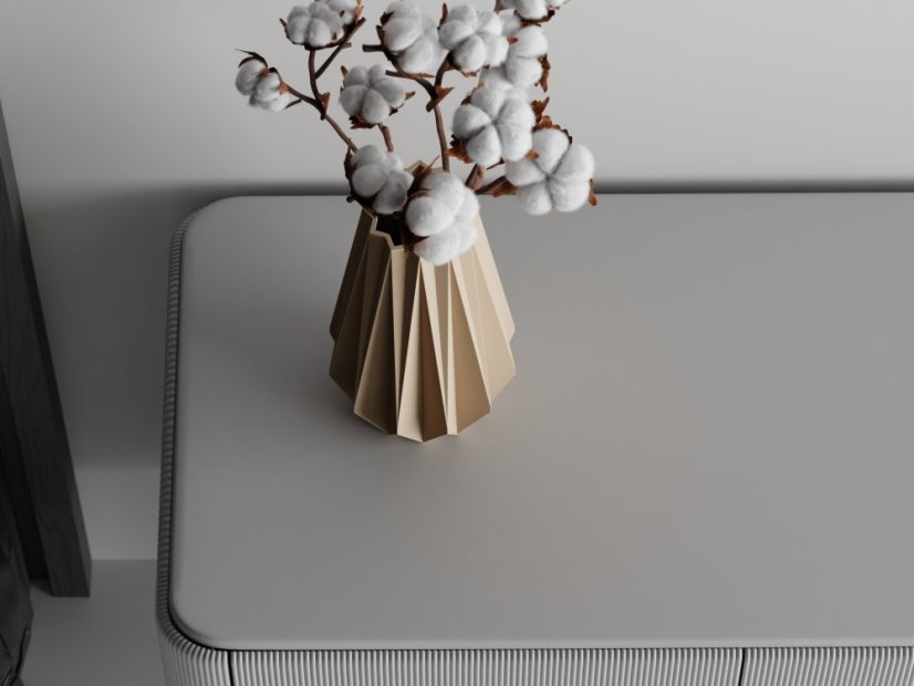 Váza Triangle One - Barva: Černá - matná - 001, Vnější rozměry: Ø 14 × V 25 cm